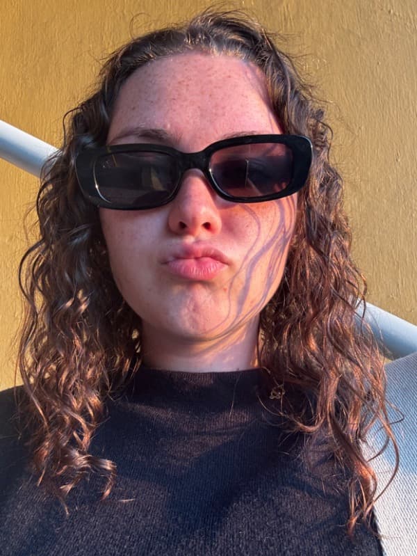 Profile image for Ana Zirbel