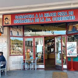 Media image for El Imperio de la Pizza ·