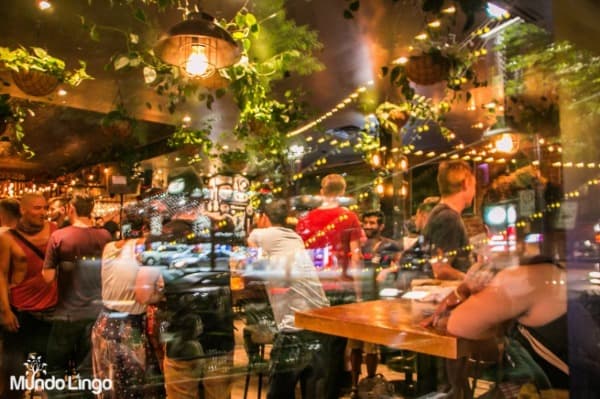 Mundo Lingo Le Plateau